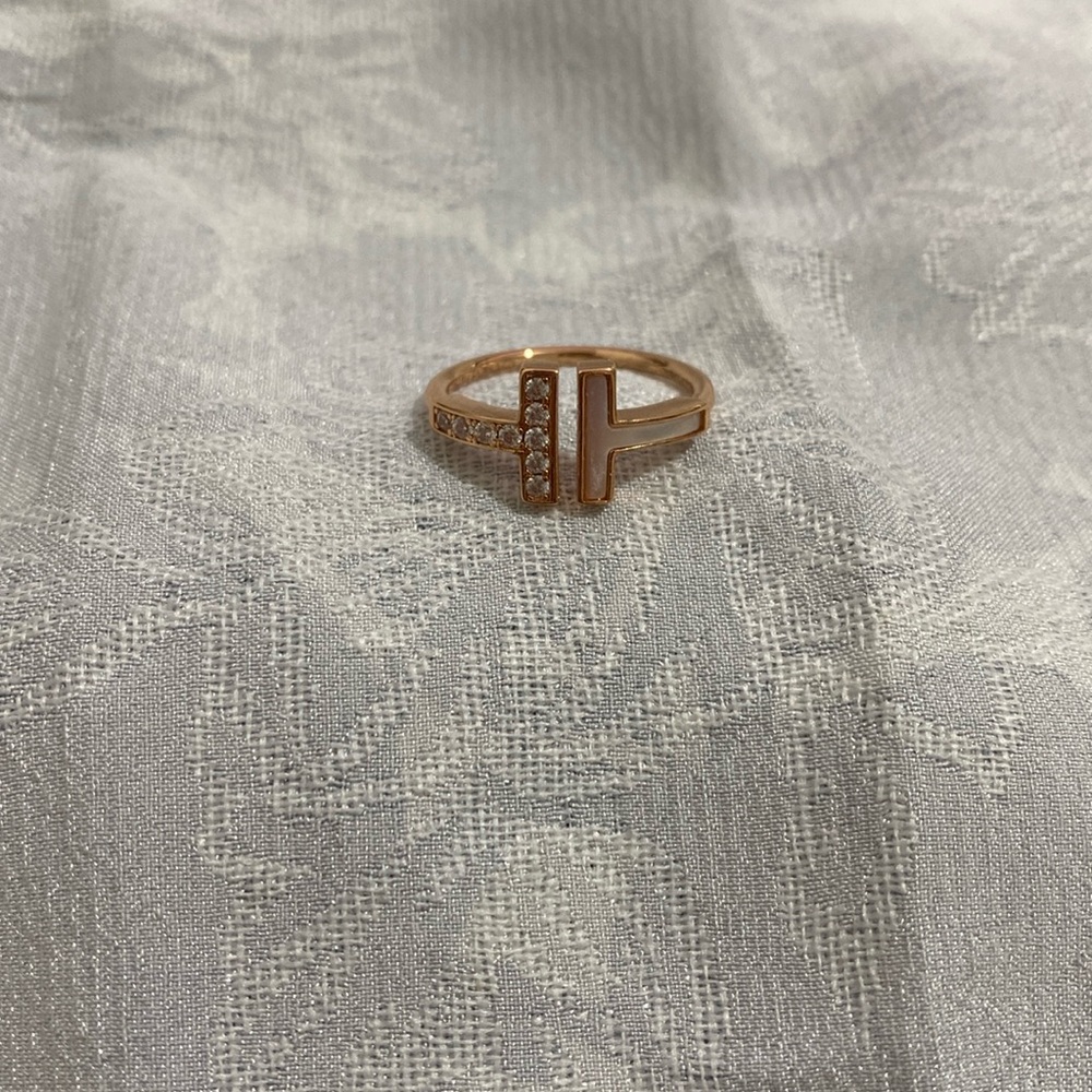 Tiffany & Co. 18k Gold T Ring